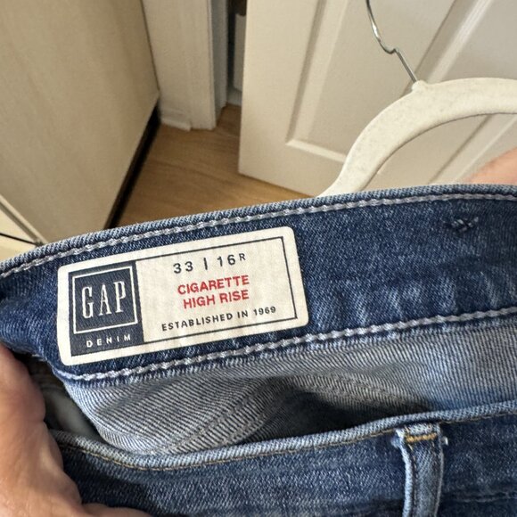 Gap High Rise Dark Blue Cigarette Jeans - Picture 3 of 3